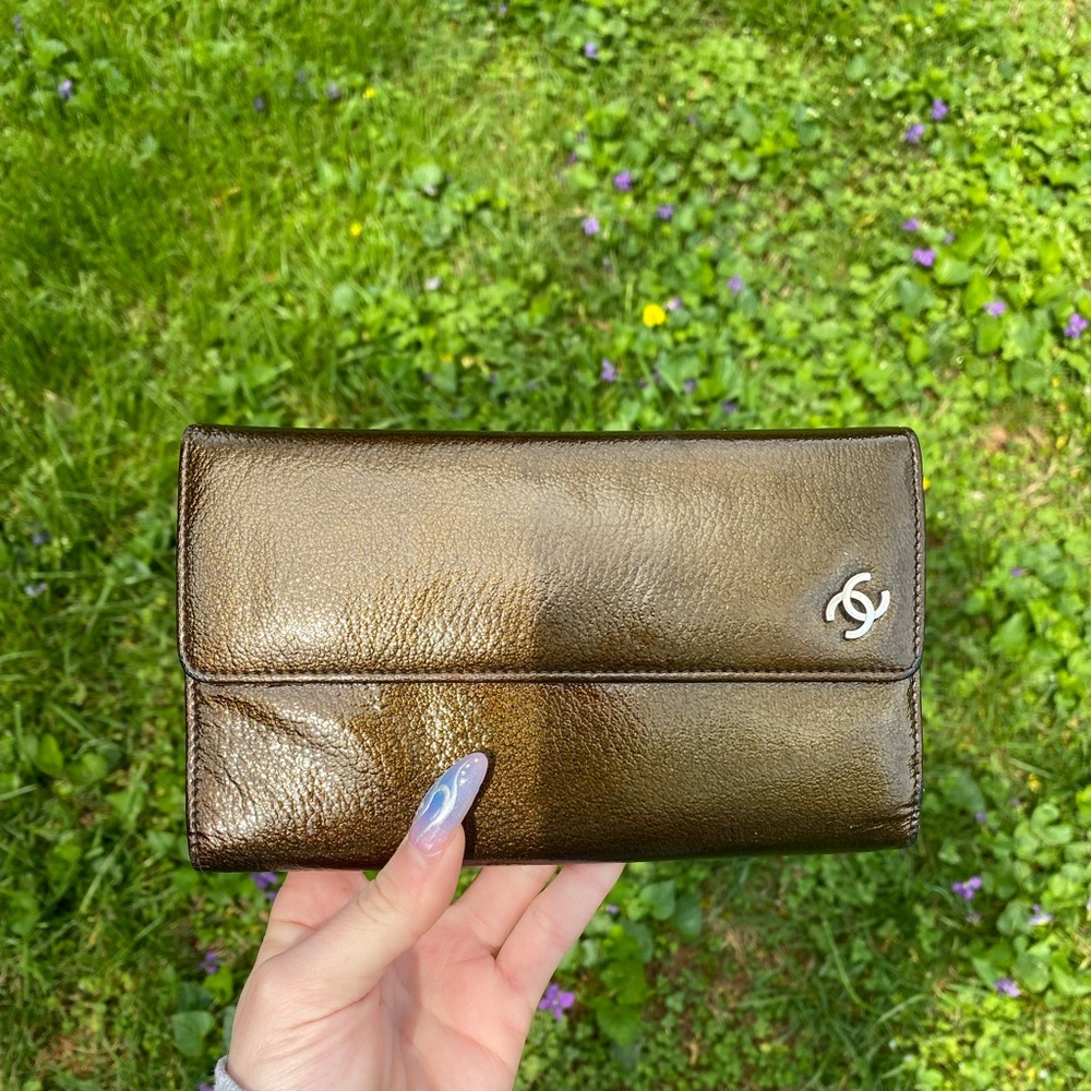Chanel wallet